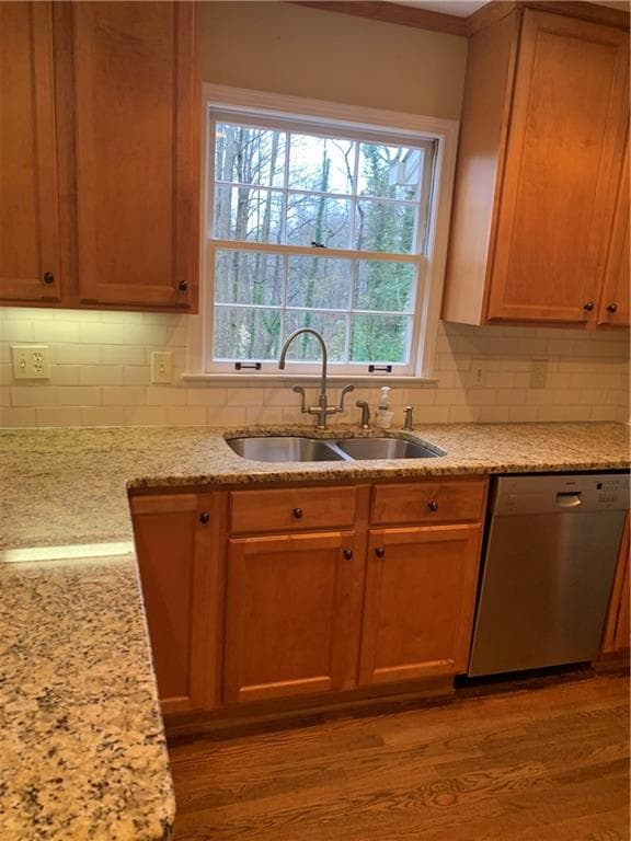 4 bedroom, 3 bathroom, 3,117 sq ft single family residence for rent at 3896 Parkcrest Drive, Atlanta, GA 30319 for $3,550 a month — photo 4