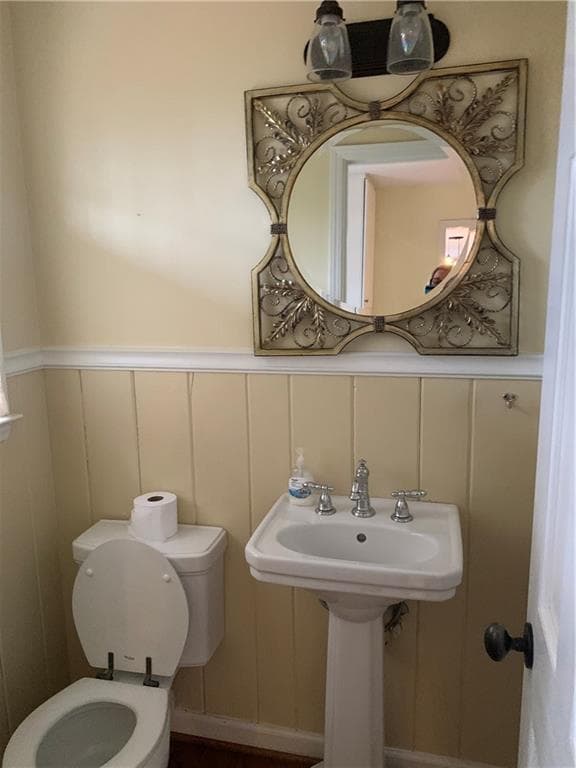 4 bedroom, 3 bathroom, 3,117 sq ft single family residence for rent at 3896 Parkcrest Drive, Atlanta, GA 30319 for $3,550 a month — photo 6
