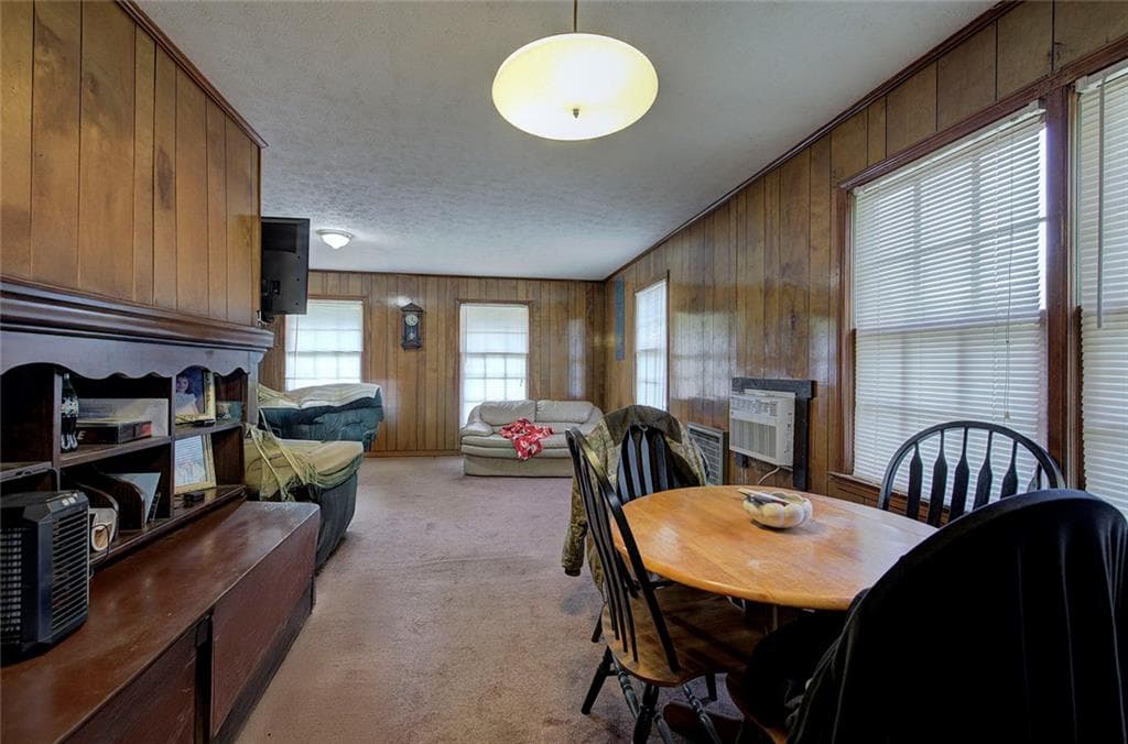 2 bedroom, 2 bathroom, 1,495 sq ft single family residence for sale at 105 Meadow Lane, Cartersville, GA 30120 — photo 5