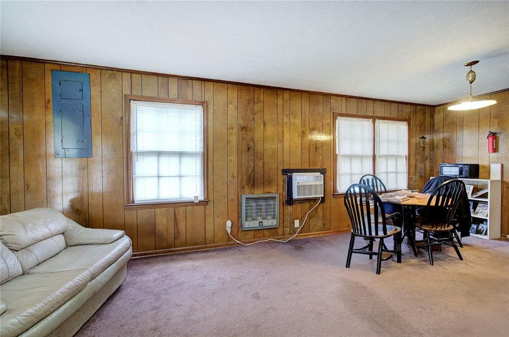 2 bedroom, 2 bathroom, 1,495 sq ft single family residence for sale at 105 Meadow Lane, Cartersville, GA 30120 — photo 9