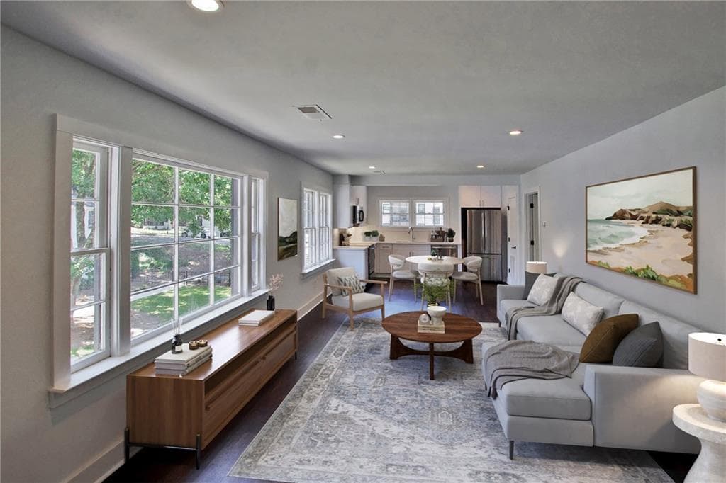 2 bedroom, 2 bathroom, 827 sq ft condominium for sale at 99 Peachtree Memorial Drive C2, Atlanta, GA 30309 — photo 10