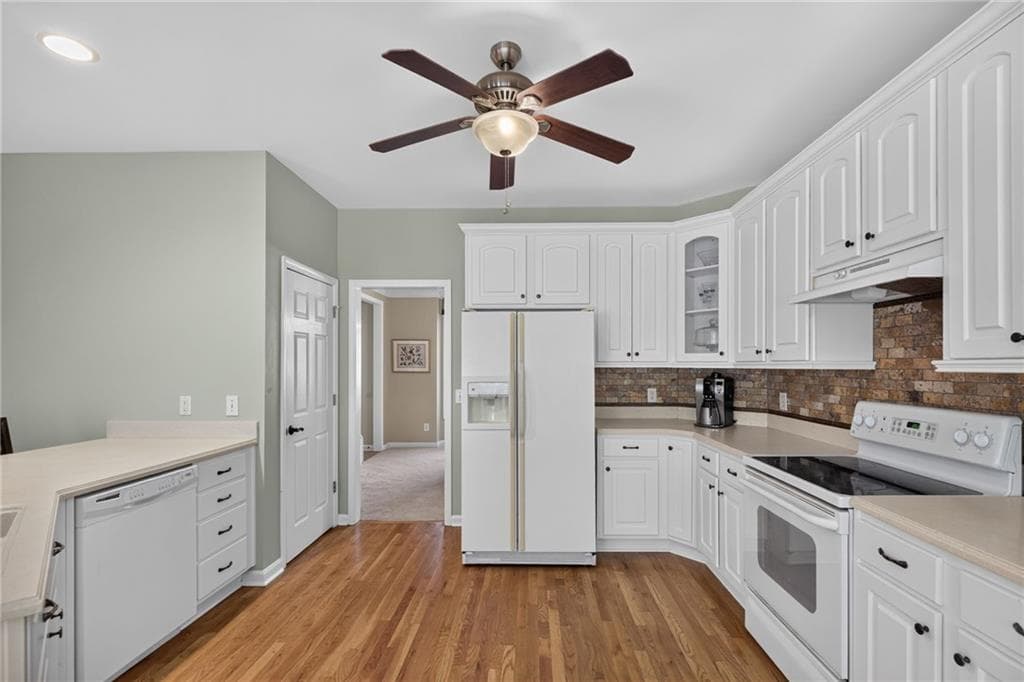 4 bedroom, 3 bathroom, 3,220 sq ft single family residence for sale at 3887 Old Savannah Court, Douglasville, GA 30135 — photo 10