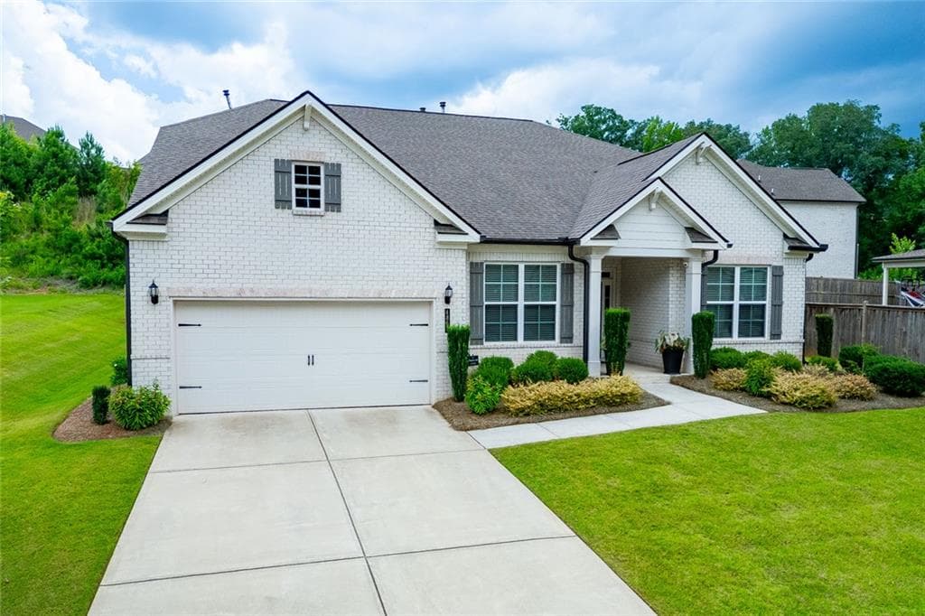 4 bedroom, 4 bathroom, 3,513 sq ft single family residence for sale at 4862 Stone Way Path, Buford, GA 30519 — photo 2