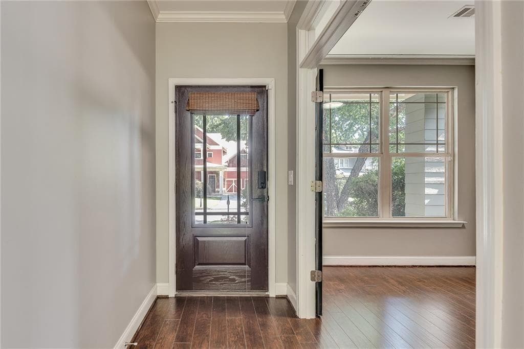 3 bedroom, 3 bathroom, 2,333 sq ft single family residence under contract at 2425 Boulder Road, Atlanta, GA 30316 — photo 8