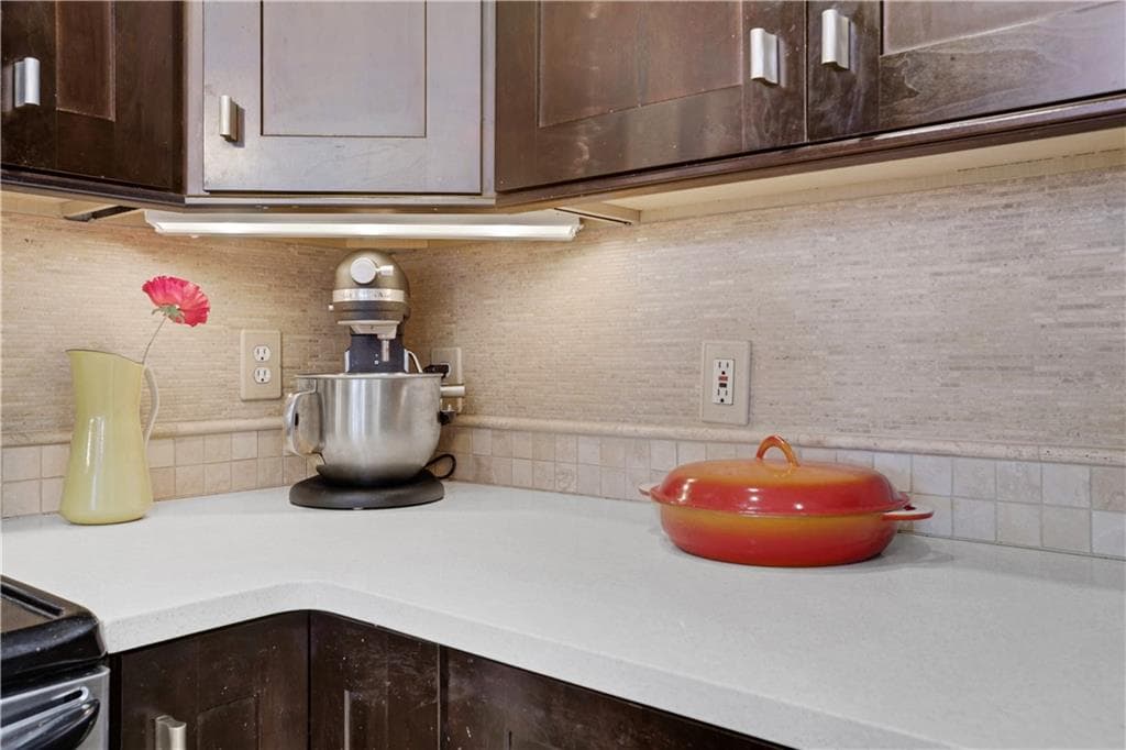 1 bedroom, 1 bathroom, 764 sq ft condominium for sale at 1101 Juniper Street 1012, Atlanta, GA 30309 — photo 4
