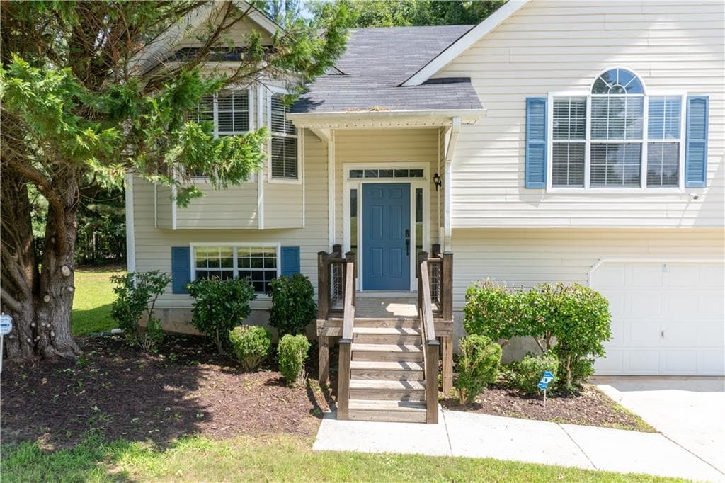 3 bedroom, 3 bathroom, 1,966 sq ft single family residence for sale at 594 Princeton Drive, Dallas, GA 30157 — photo 2
