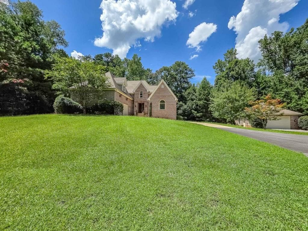 4 bedroom, 3 bathroom, 3,568 sq ft single family residence for sale at 5156 Due West Road, Powder Springs, GA 30127 — photo 3