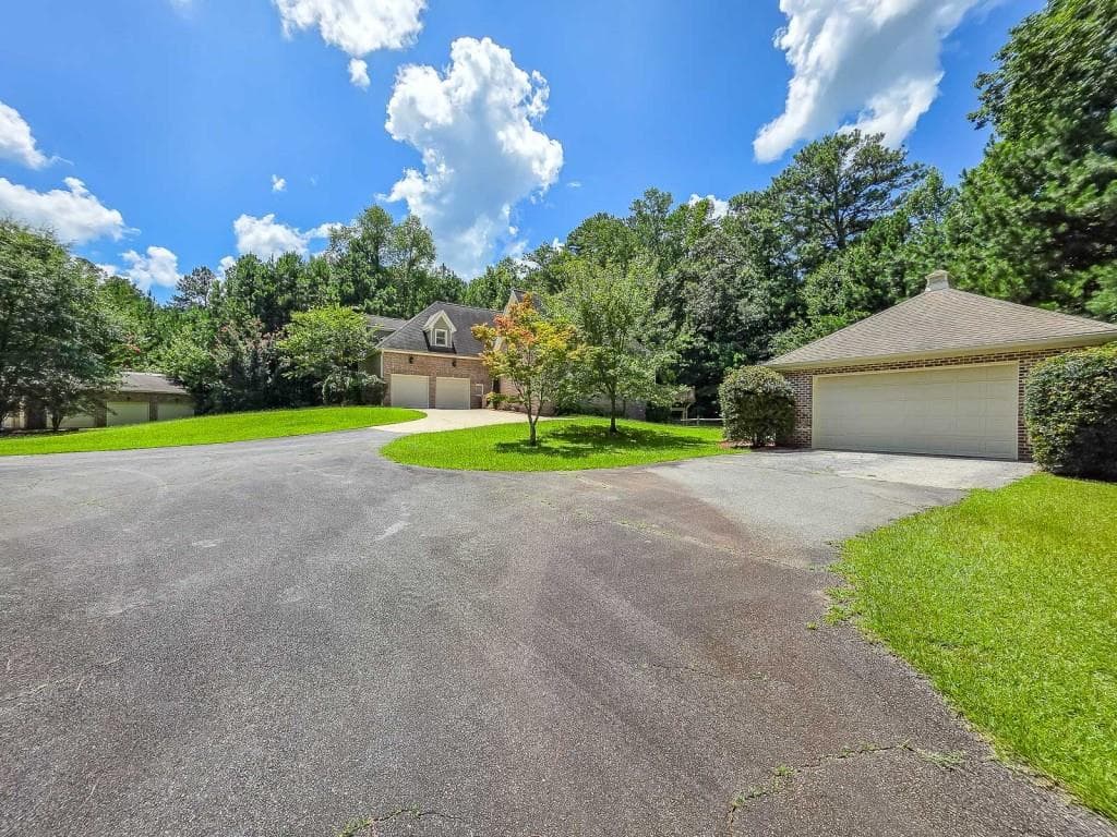 4 bedroom, 3 bathroom, 3,568 sq ft single family residence for sale at 5156 Due West Road, Powder Springs, GA 30127 — photo 6