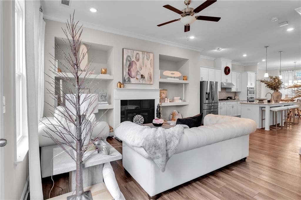 3 bedroom, 4 bathroom, 2,200 sq ft townhouse for sale at 4655 Eddibunn Drive, Smyrna, GA 30080 — photo 7