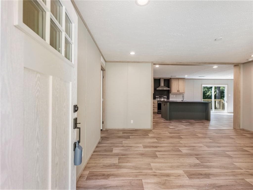 4 bedroom, 2 bathroom, 1,568 sq ft single family residence for sale at 89 Upland Drive, Maysville, GA 30558 — photo 3
