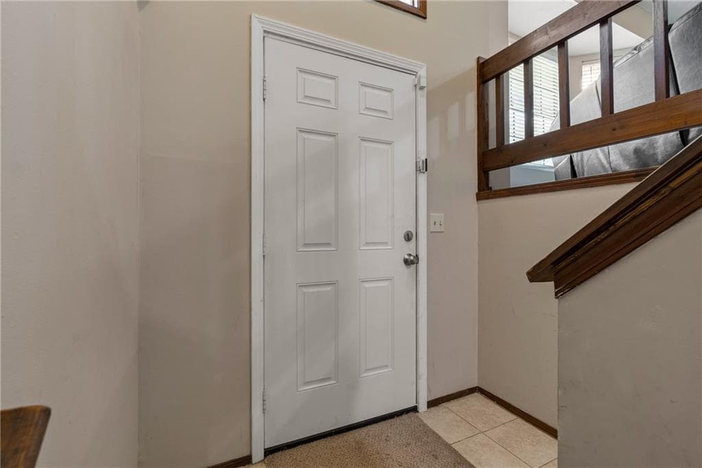 3 bedroom, 3 bathroom, 1,703 sq ft single family residence for sale at 1846 Northwick Place, Lithonia, GA 30058 — photo 3