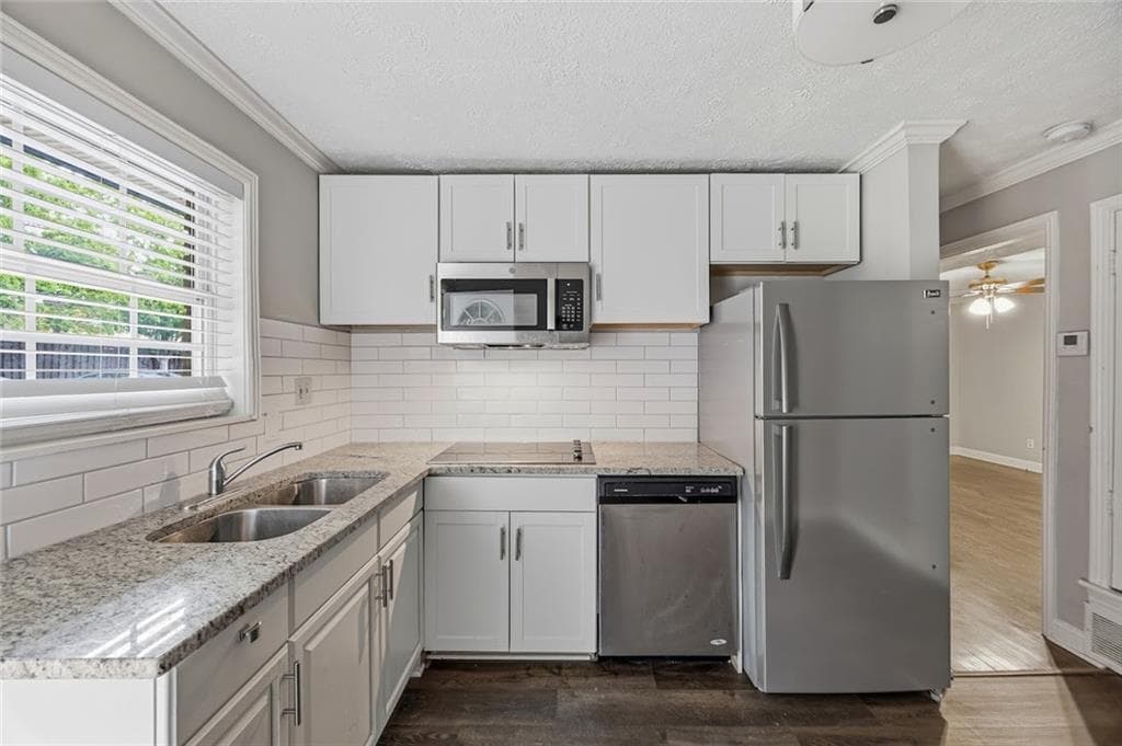 1 bathroom, 556 sq ft apartment for rent at 21 Delmont Drive NE 5, Atlanta, GA 30305 for $1,200 a month — photo 6