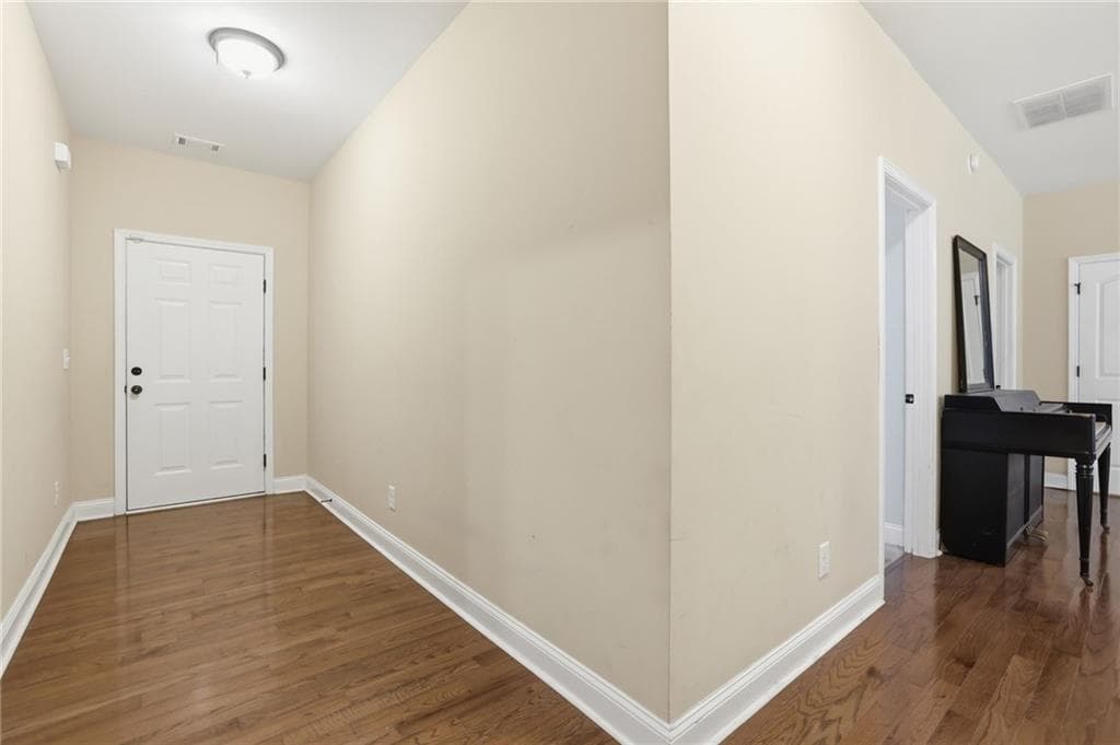 4 bedroom, 2 bathroom, 2,329 sq ft single family residence for sale at 16 Allatoona Woods Trail, Acworth, GA 30102 — photo 8