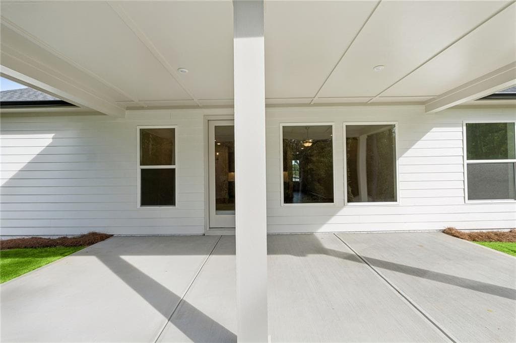 3 bedroom, 2 bathroom, 1,780 sq ft single family residence for sale at 580 Barnfield Way, Dallas, GA 30157 — photo 5