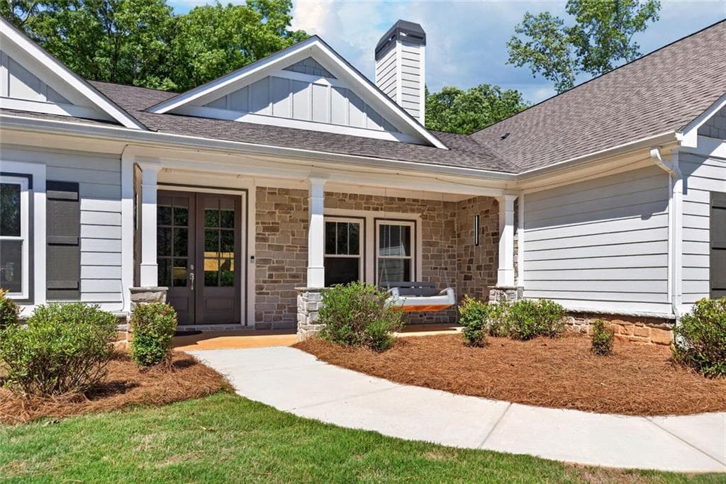4 bedroom, 4 bathroom, 4,234 sq ft single family residence under contract at 173 W Lake Boulevard, Carrollton, GA 30116 — photo 6