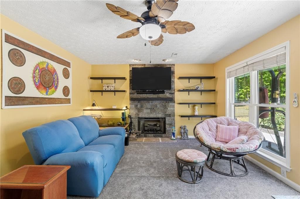 3 bedroom, 3 bathroom, 1,987 sq ft single family residence under contract at 95 Tyler Woods Drive, Sharpsburg, GA 30277 — photo 8