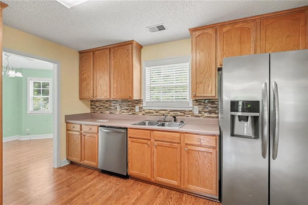 3 bedroom, 3 bathroom, 2,990 sq ft single family residence for sale at 306 Park Chase Court, Griffin, GA 30224 — photo 8