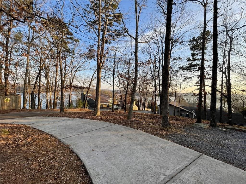 3 bedroom, 4 bathroom, 2,854 sq ft single family residence for rent at 3492 Point View Circle, Gainesville, GA 30506 for $3,200 a month — photo 5