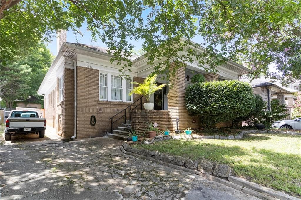 3 bedroom, 1 bathroom, 1,768 sq ft single family residence sold at 638 Moreland Avenue, Atlanta, GA 30307