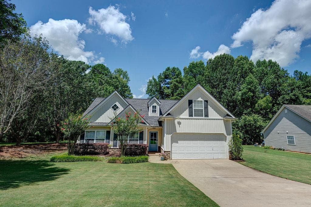5238 Leecroft Drive, Buford, GA 30518 — most recent listing photo