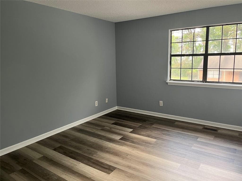 quadruplex for sale at 3743 Oakwood Hills Drive, Oakwood, GA 30566 — photo 9