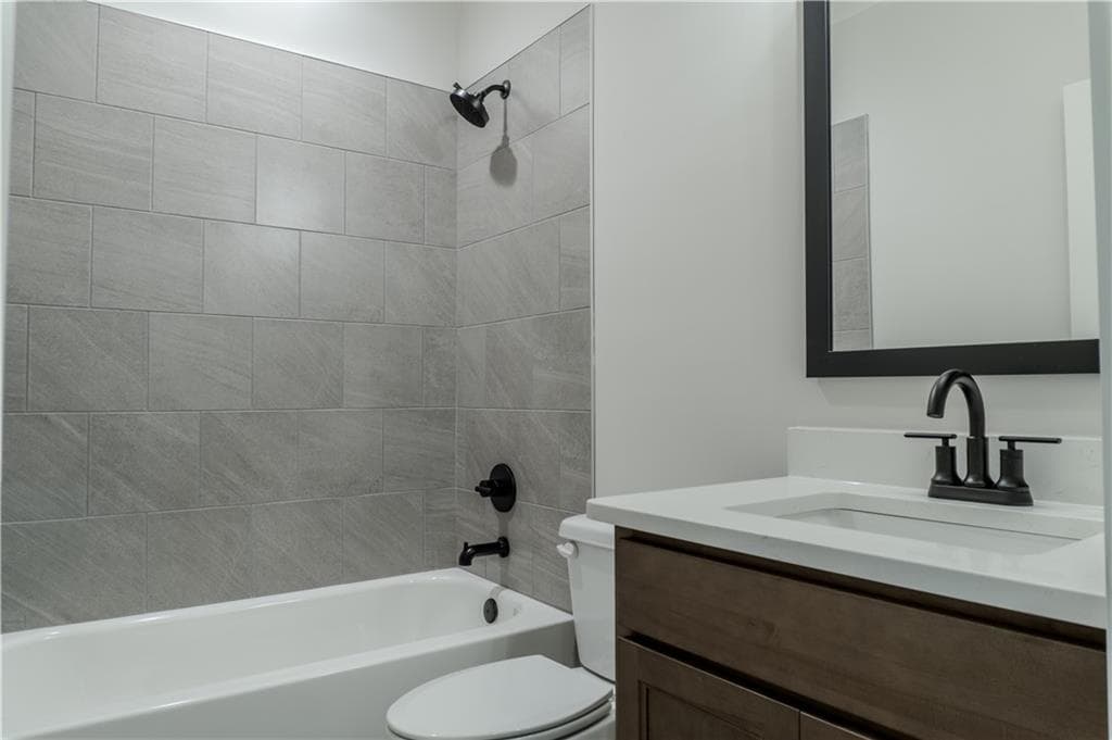 4 bedroom, 3 bathroom, 2,273 sq ft single family residence for sale at 87 River Ridge Walk, Monroe, GA 30656 — photo 9