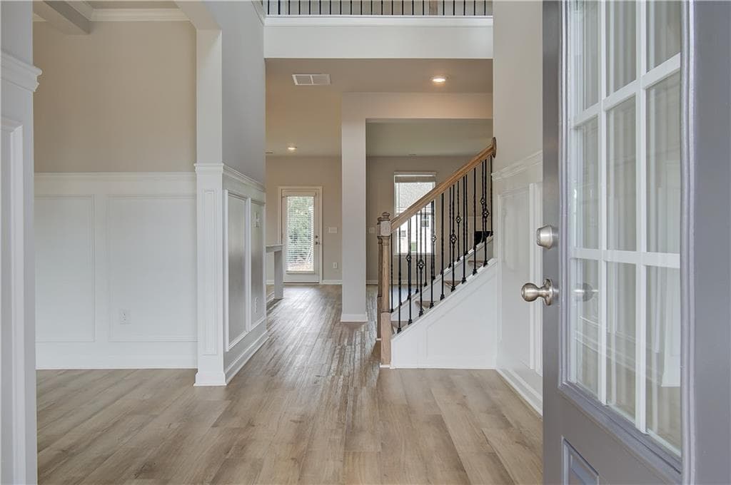 5 bedroom, 5 bathroom, 3,823 sq ft single family residence for sale at 708 Ripple End, Hampton, GA 30228 — photo 4