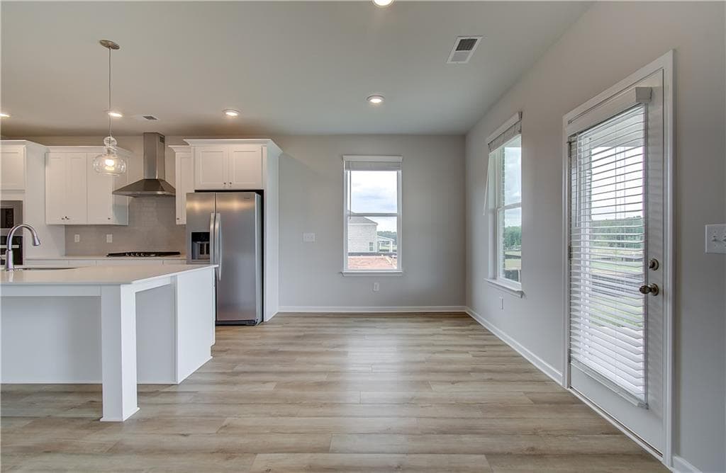 5 bedroom, 5 bathroom, 3,823 sq ft single family residence for sale at 708 Ripple End, Hampton, GA 30228 — photo 10