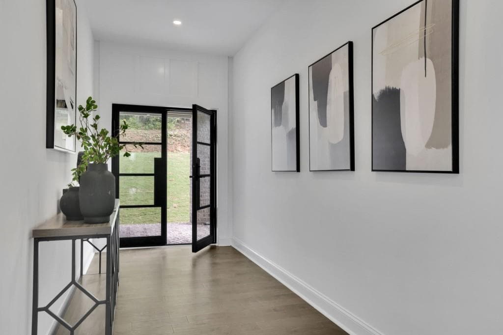 5 bedroom, 5 bathroom, 4,229 sq ft single family residence for sale at 120 N Gwinnett Street, Buford, GA 30518 — photo 10