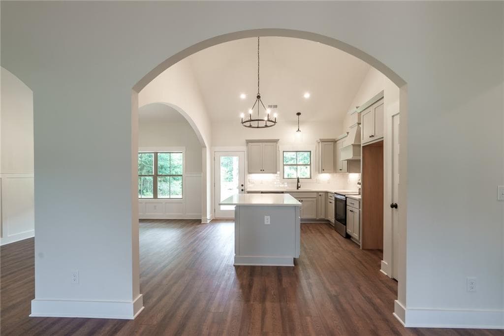 4 bedroom, 3 bathroom, 2,283 sq ft single family residence under contract at 347 Woodfin Way, Social Circle, GA 30025 — photo 10