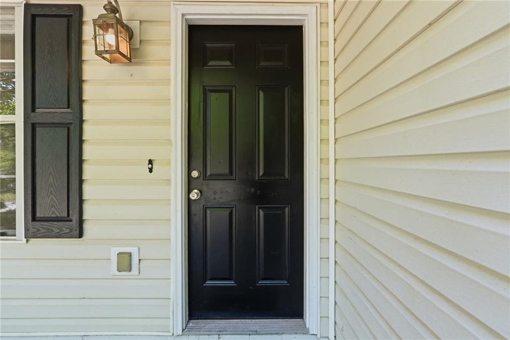 2 bedroom, 1 bathroom, 836 sq ft single family residence under contract at 2655 Impala Drive, Cumming, GA 30041 — photo 9