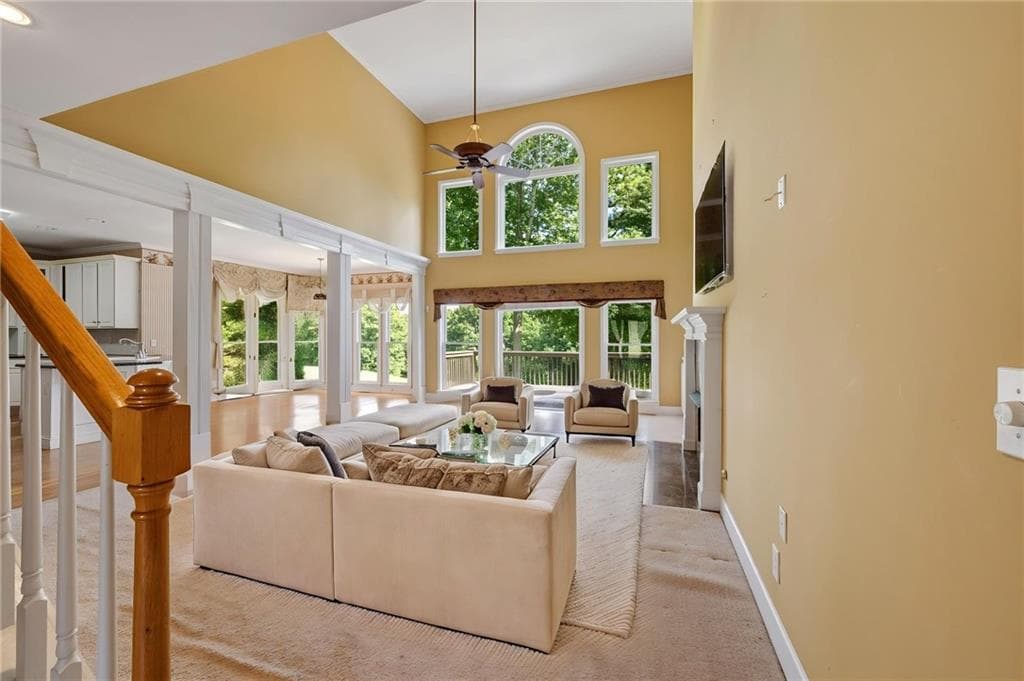 5 bedroom, 5 bathroom, 4,566 sq ft single family residence for sale at 421 Clubview Drive, Woodstock, GA 30189 — photo 10