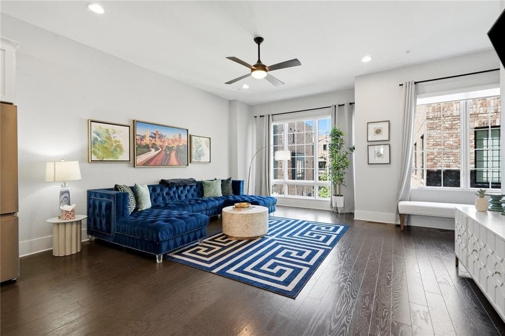 3 bedroom, 4 bathroom, 2,045 sq ft townhouse for rent at 285 Castleberry Hill Walk, Atlanta, GA 30313 for $3,890 a month — photo 8