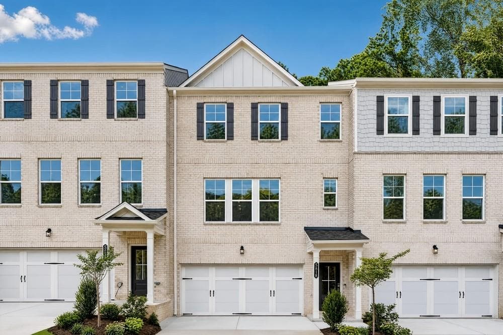 3 bedroom, 4 bathroom, 1,967 sq ft townhouse for sale at 5818 Schelton Place, Mableton, GA 30126