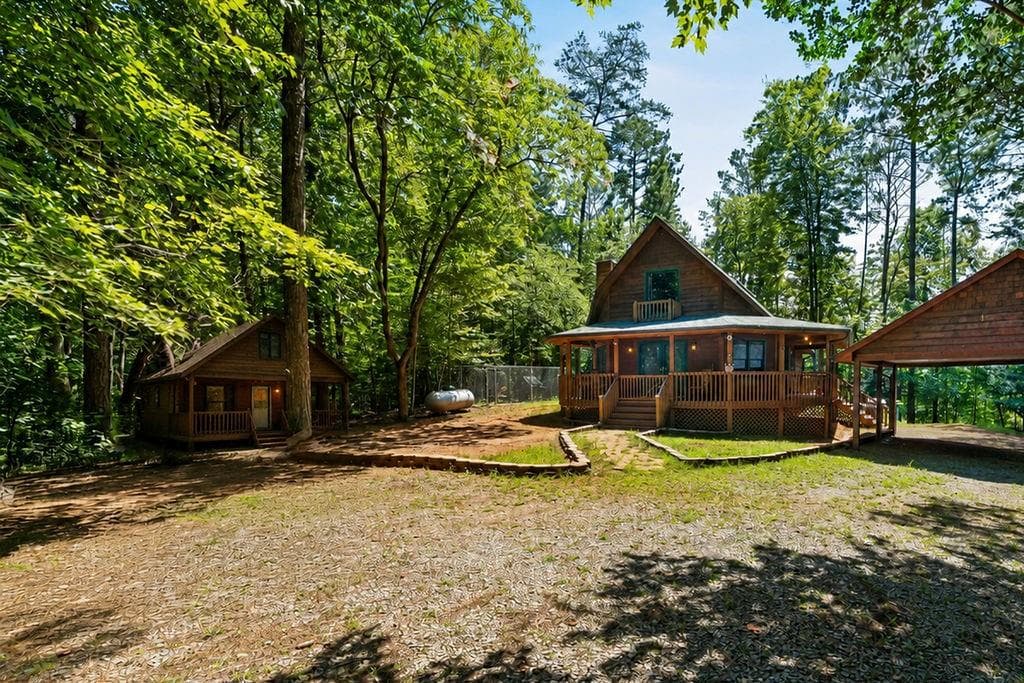 2 bedroom, 2 bathroom, 1,176 sq ft single family residence for sale at 1247 Newport Drive, Ellijay, GA 30540 — photo 5