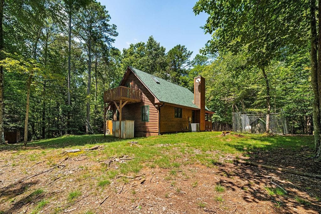 2 bedroom, 2 bathroom, 1,176 sq ft single family residence for sale at 1247 Newport Drive, Ellijay, GA 30540 — photo 8