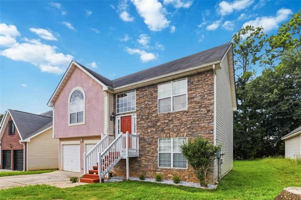 3 bedroom, 2 bathroom, 1,680 sq ft single family residence under contract at 4424 Idlewood Park, Lithonia, GA 30038 — photo 4