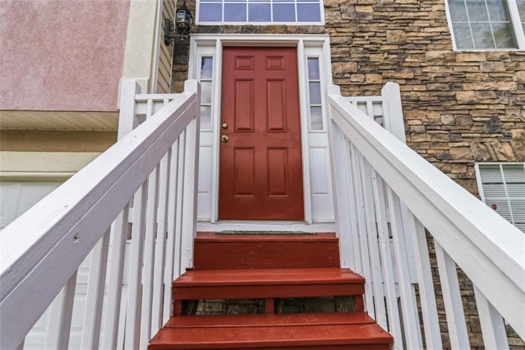 3 bedroom, 2 bathroom, 1,680 sq ft single family residence under contract at 4424 Idlewood Park, Lithonia, GA 30038 — photo 5