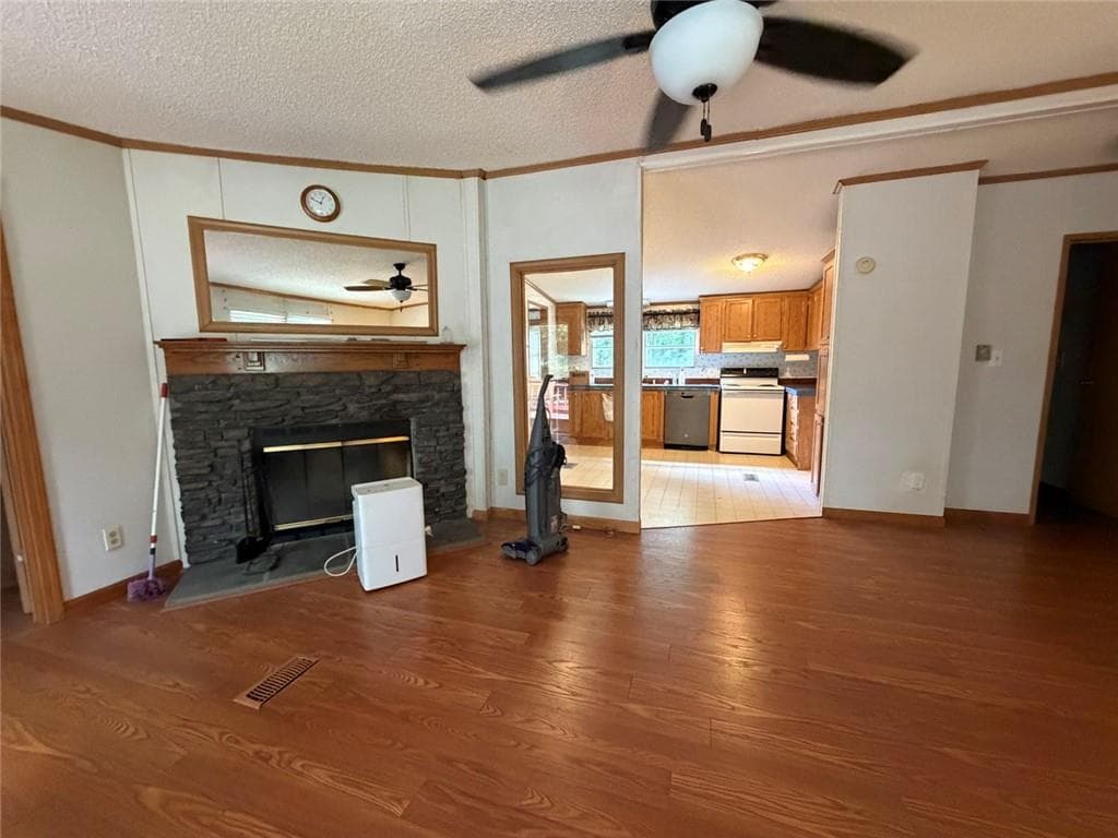 3 bedroom, 2 bathroom, 1,188 sq ft single family residence under contract at 1492 Red Oak Flats Road, Dahlonega, GA 30533 — photo 10