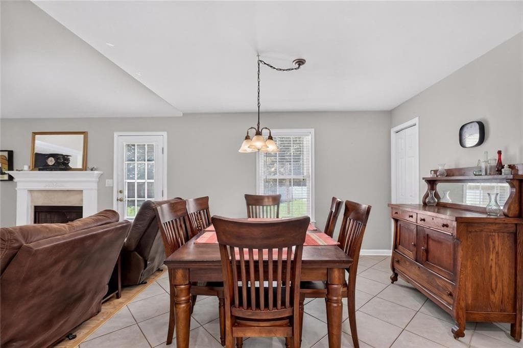 4 bedroom, 4 bathroom, 2,249 sq ft single family residence for sale at 8715 Gullatt Road, Palmetto, GA 30268 — photo 8