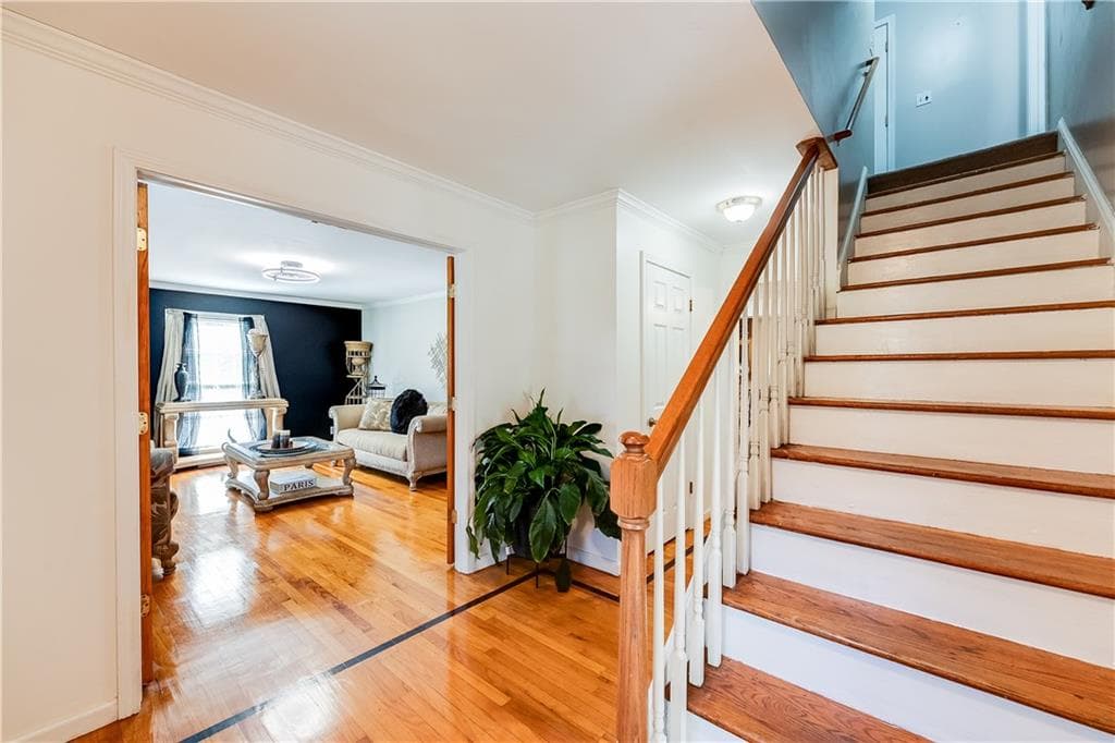 4 bedroom, 4 bathroom, 2,342 sq ft single family residence for sale at 4737 Fellsridge Drive, Stone Mountain, GA 30083 — photo 5