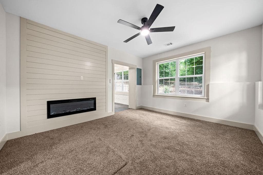 3 bedroom, 2 bathroom, 1,305 sq ft single family residence for sale at 203 Church Street, Rome, GA 30161 — photo 5