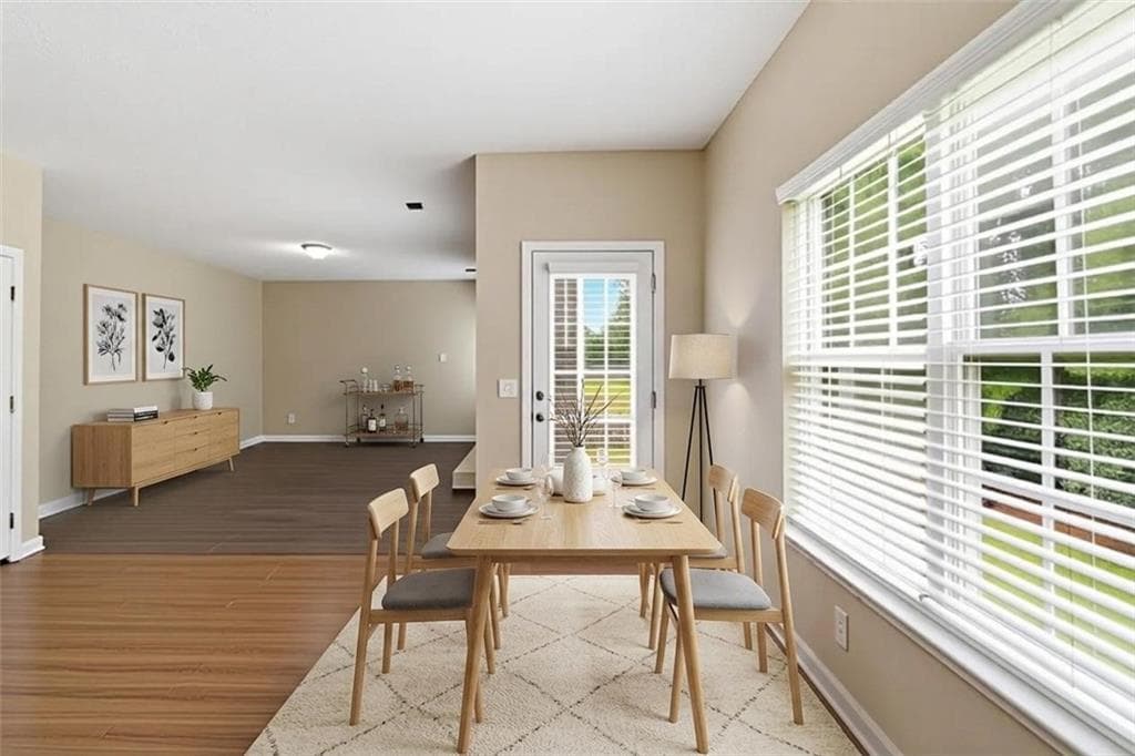 4 bedroom, 3 bathroom, 2,400 sq ft single family residence under contract at 6716 Delaware Bend, Fairburn, GA 30213 — photo 6