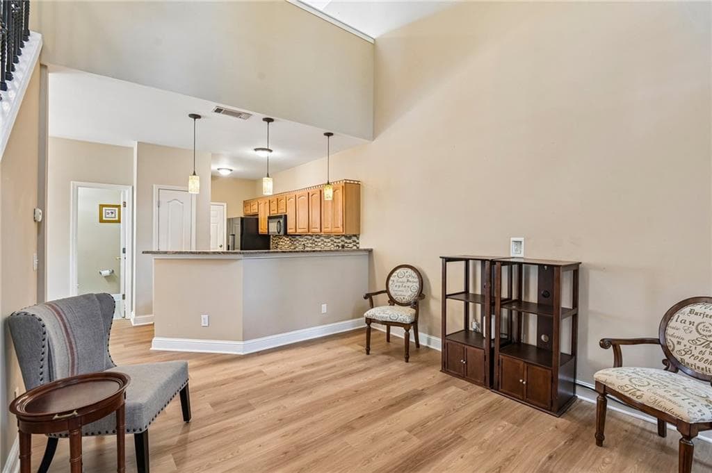 3 bedroom, 3 bathroom, 1,560 sq ft townhouse for sale at 850 Abbotts Mill Court, Johns Creek, GA 30097 — photo 10