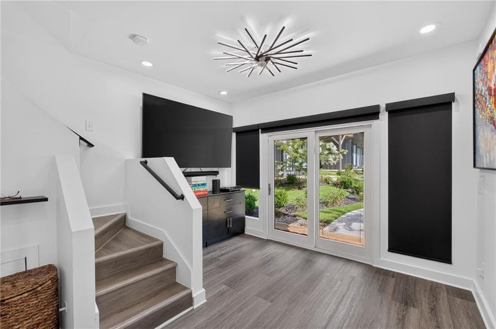 1 bedroom, 1 bathroom, 676 sq ft single family residence for sale at 3120 Godby Rd 1101, College Park, GA 30349 — photo 4