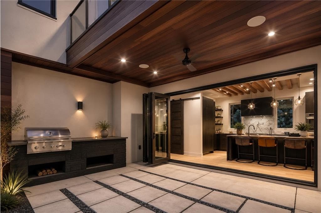 4 bedroom, 5 bathroom, 3,800 sq ft single family residence for sale at 339 Peachtree Avenue, Atlanta, GA 30305 — photo 3