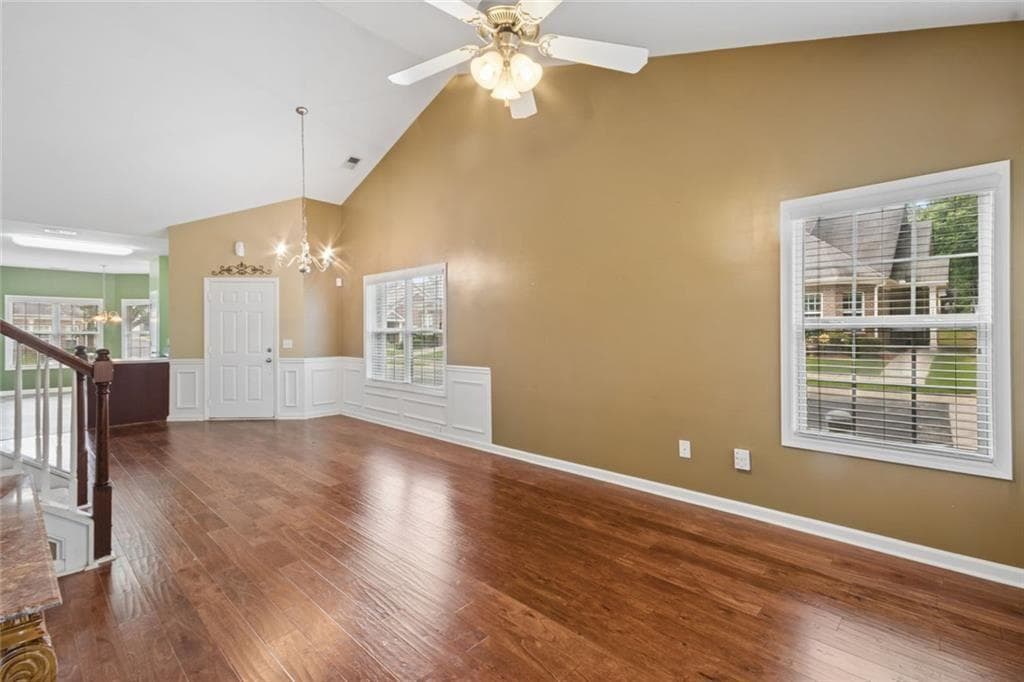 3 bedroom, 3 bathroom, 1,612 sq ft townhouse for sale at 2555 Flat Shoals Road 2501, Atlanta, GA 30349 — photo 6