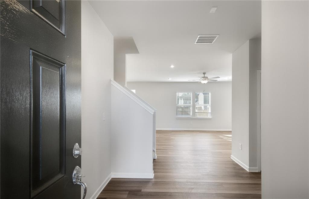3 bedroom, 3 bathroom, 2,390 sq ft single family residence for sale at 197 Delilah Street, Mcdonough, GA 30252 — photo 4