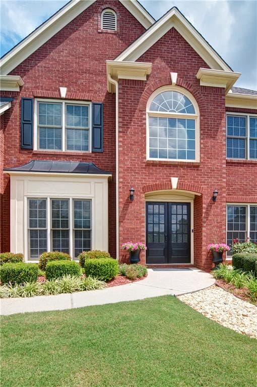 6 bedroom, 4 bathroom, 3,337 sq ft single family residence for sale at 1110 Sienna Drive, Cumming, GA 30040 — photo 3