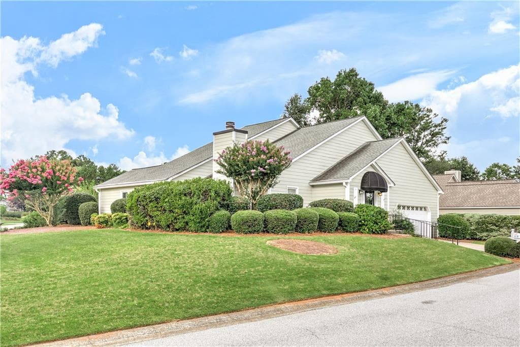 2 bedroom, 3 bathroom, 2,090 sq ft single family residence for sale at 60 Heartwood Drive, Marietta, GA 30062 — photo 7